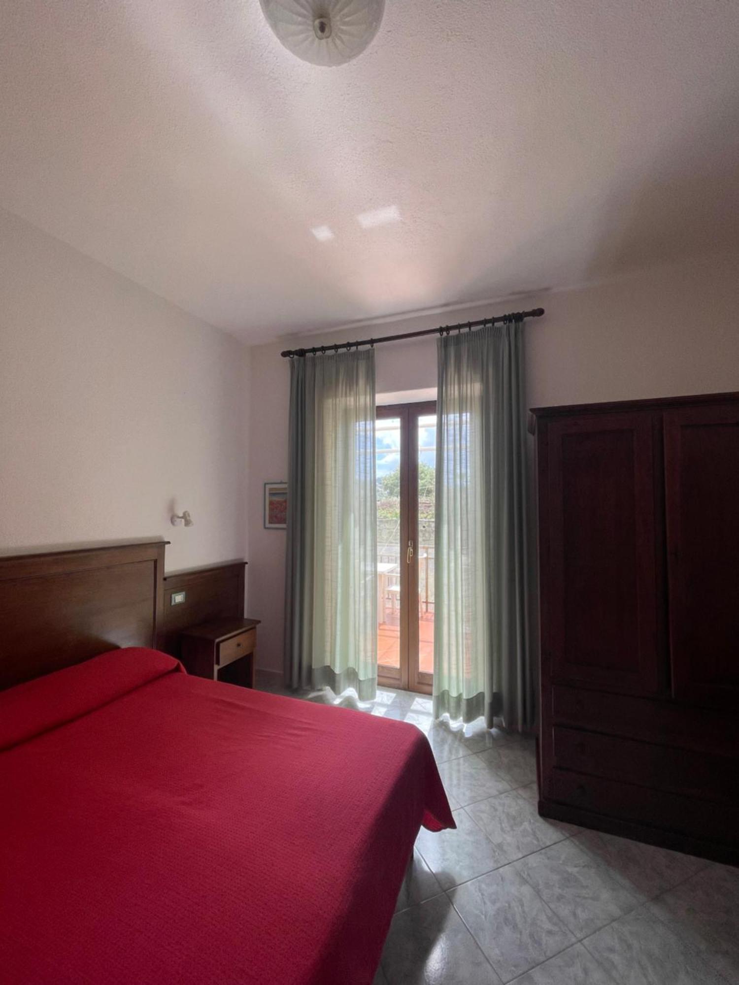 Residence Andrea A Mare Forio di Ischia المظهر الخارجي الصورة