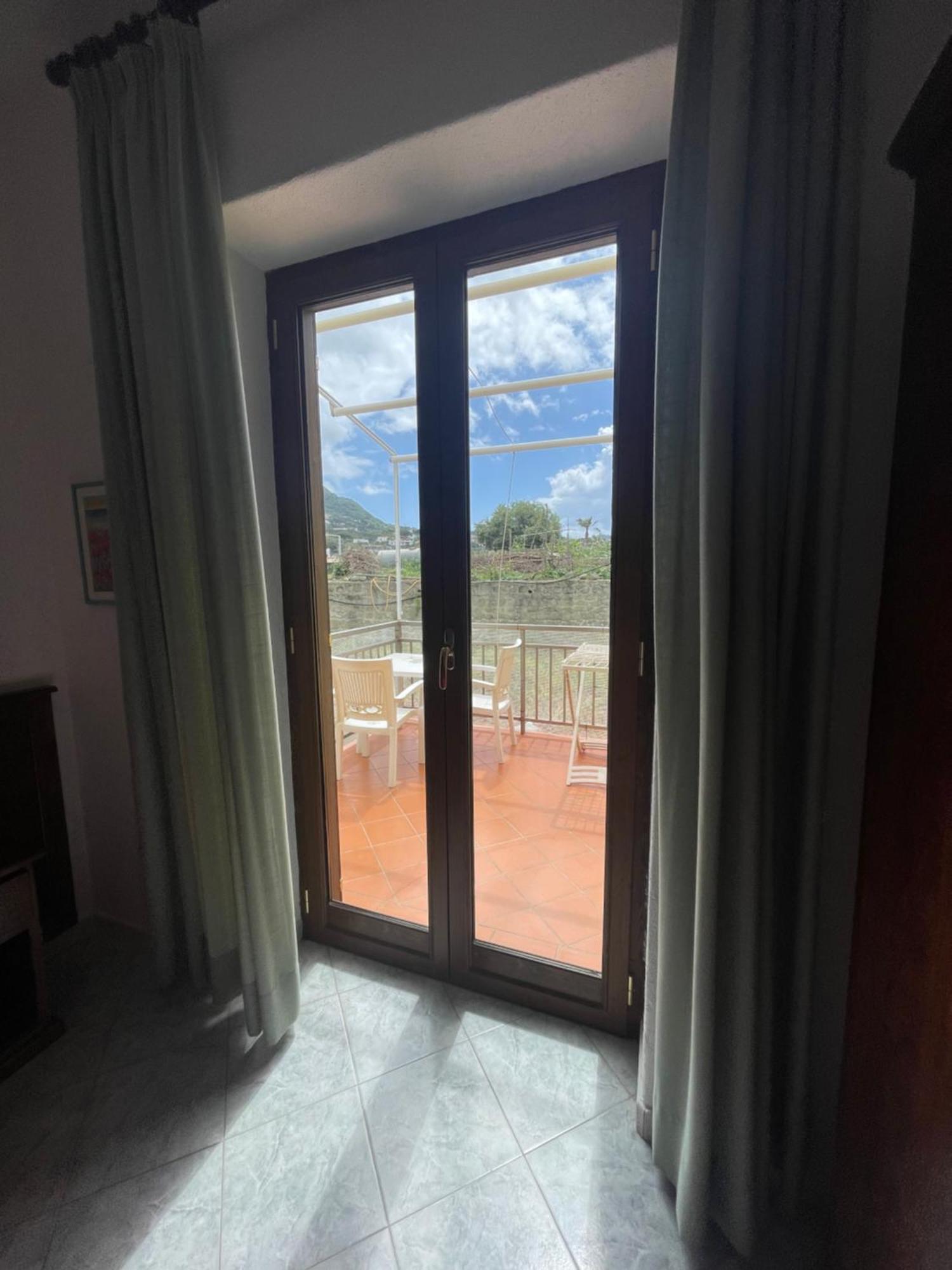 Residence Andrea A Mare Forio di Ischia المظهر الخارجي الصورة